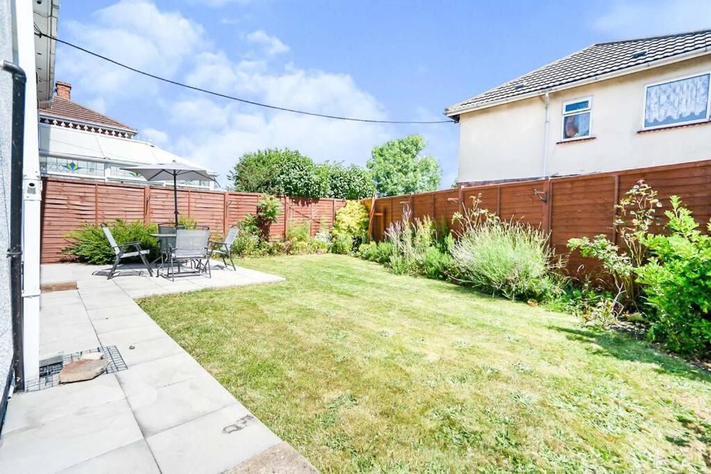 Beautiful 3 Bedroom Home, 10 Minutes Walk To Beach. Cleethorpes Eksteriør billede