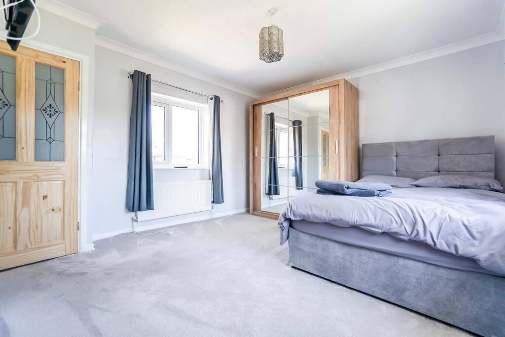 Beautiful 3 Bedroom Home, 10 Minutes Walk To Beach. Cleethorpes Eksteriør billede