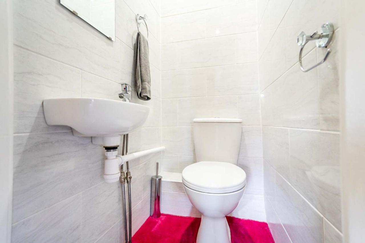 Beautiful 3 Bedroom Home, 10 Minutes Walk To Beach. Cleethorpes Eksteriør billede